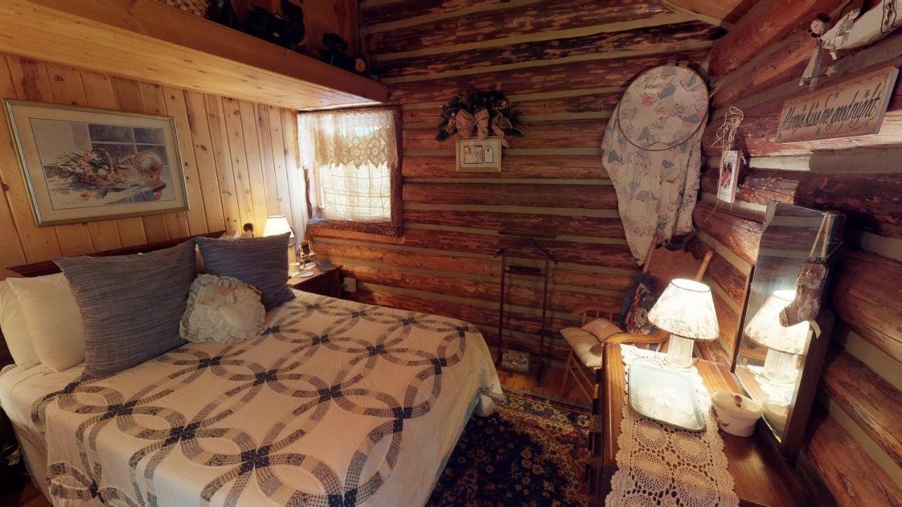 Cabin By The Creek With High Speed Wifi Red River Luaran gambar